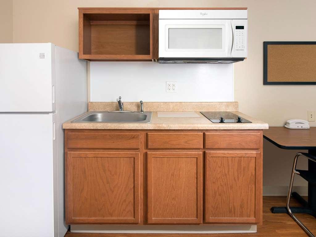 Extended Stay America Select Suites - Wichita - North Cameră foto