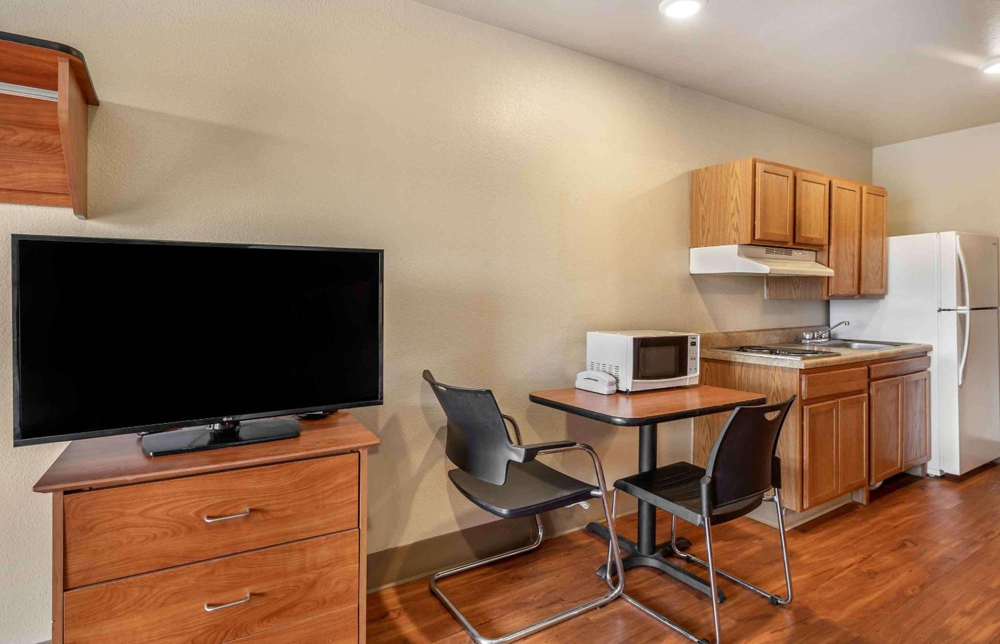 Extended Stay America Select Suites - Wichita - North Exterior foto